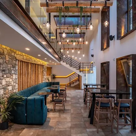 Nissea Boutique Hotel 5*